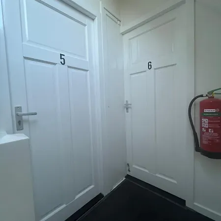 Alojamento de Acomodação e Pequeno-almoço De Zandtaart 4*