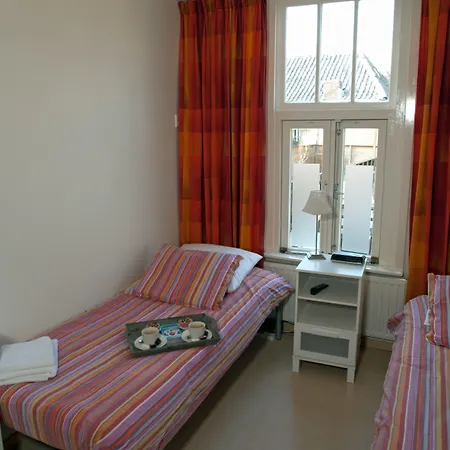 De Zandtaart Alojamento de Acomodação e Pequeno-almoço Egmond aan Zee