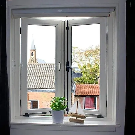 Bed & Breakfast De Zandtaart 4*