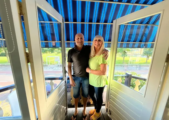 住宿加早餐酒店 De Zandtaart 海边的艾格蒙特