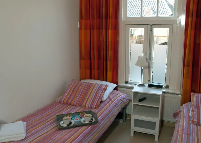 De Zandtaart 住宿加早餐酒店 海边的艾格蒙特