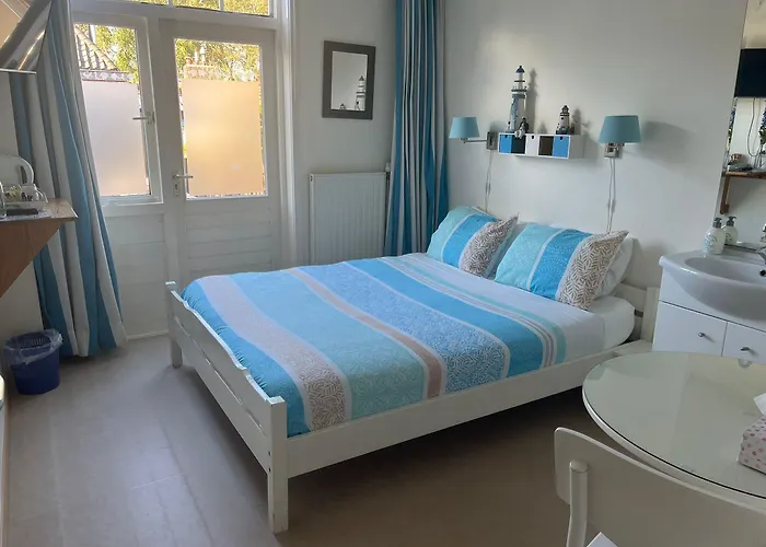 De Zandtaart 住宿加早餐酒店